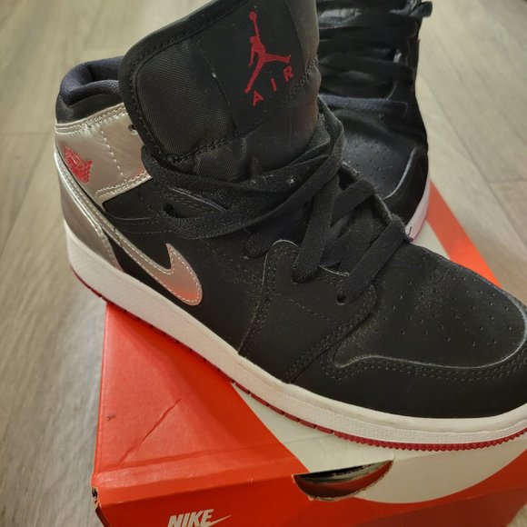 Jordan - Picture 2 of 3